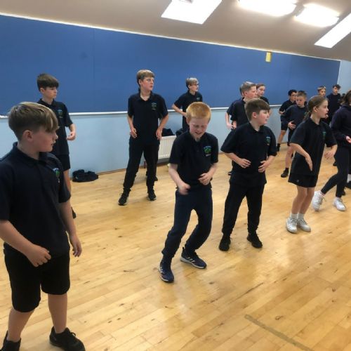 Dance in Year 7 PE