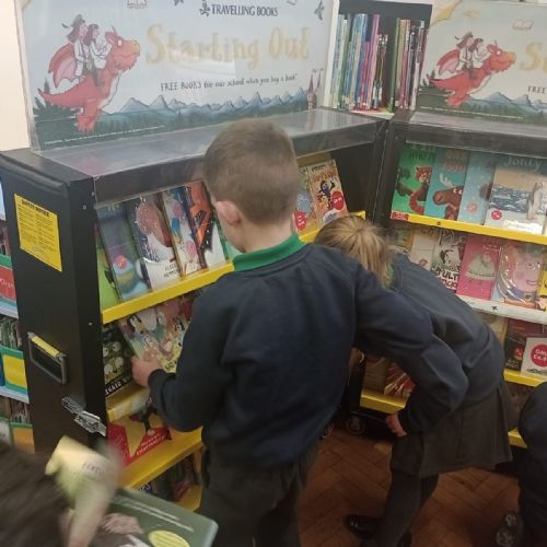 Yr4 Visit the Book Fair