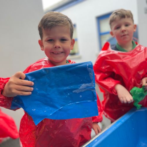 Learning about Waterproof and Non Waterproof Materials