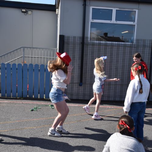 Yr6 Old School Games on VE Day 80