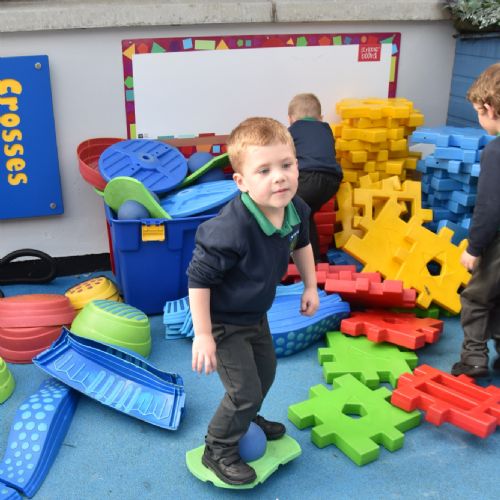 Yr1 Play