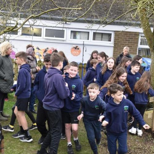 b6e4a262-ccbf-42ce-ba7d-d3816782e5a21x1